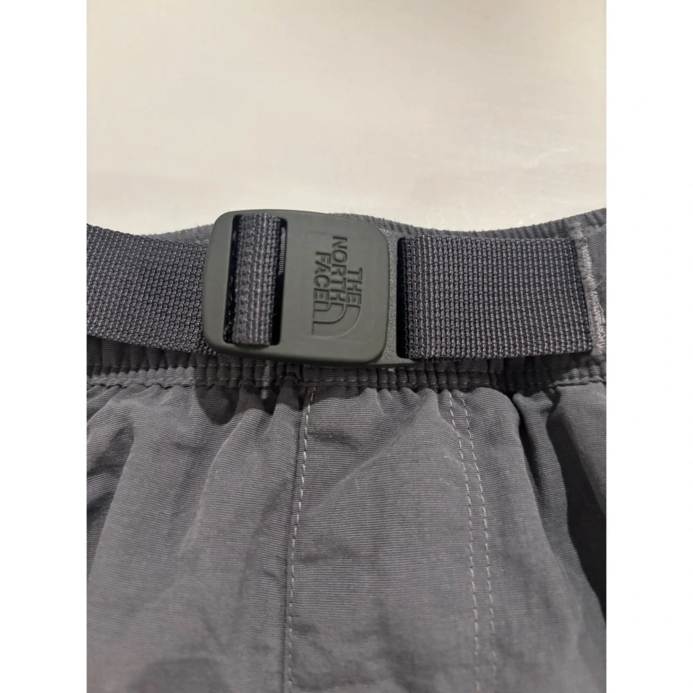 The North Face Mens Hiking Shorts Gray Elastic Waist Belted Outdoor Size Large
